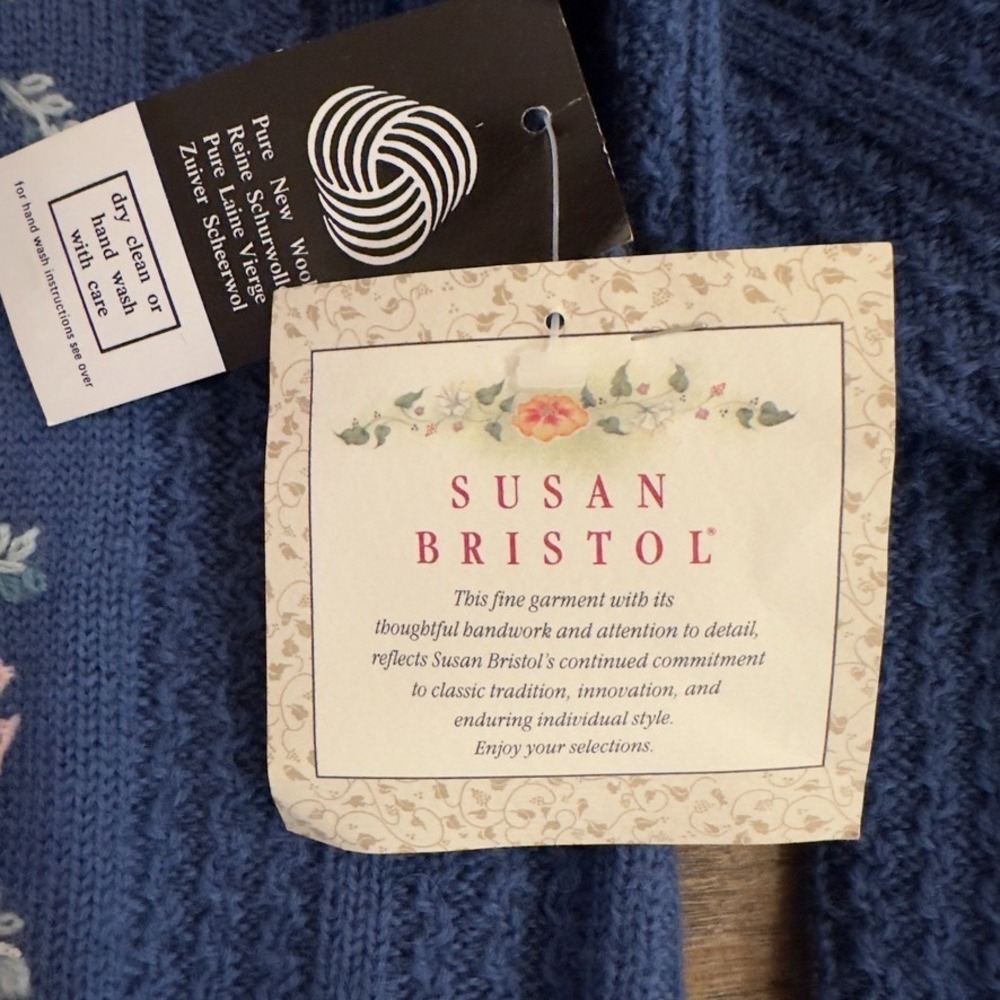 VTG Susan Bristol 100% Wool Crew Neck Sweater-Hand Embroidered Floral-Sz 36(4-6) - Picture 7 of 15
